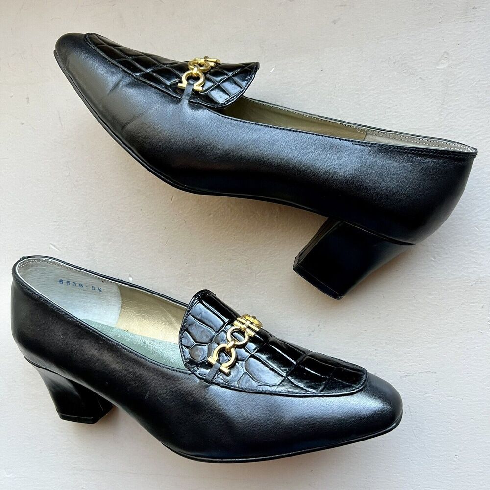 Francesca Black Leather Italian Loafers Quilted Top Gold Clasp EU 35.5 US 5 -5.5